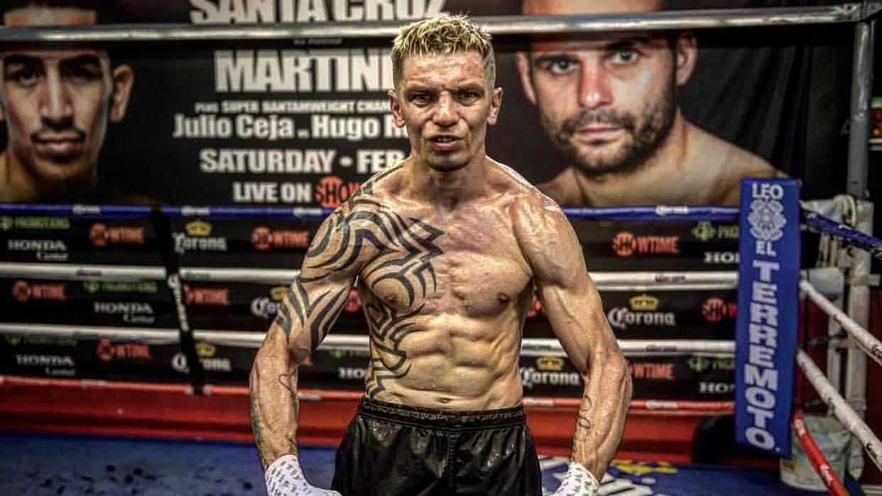 "Братья х*хлы": эпатажный боксер Редкач попал в скандал из-за сала "Братья х*хлы": эпатажный боксер Редкач попал в скандал из-за сала