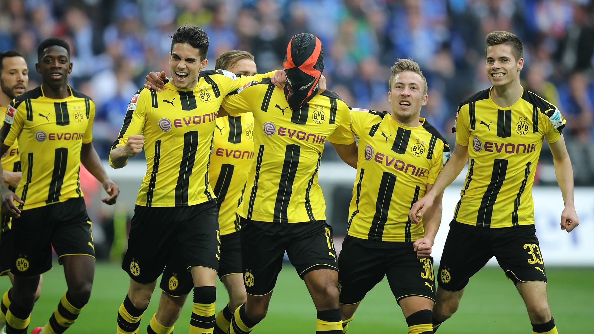 Кроос и Обамеянг поспорили относительно празднования голов Кроос и Обамеянг поспорили относительно празднования голов