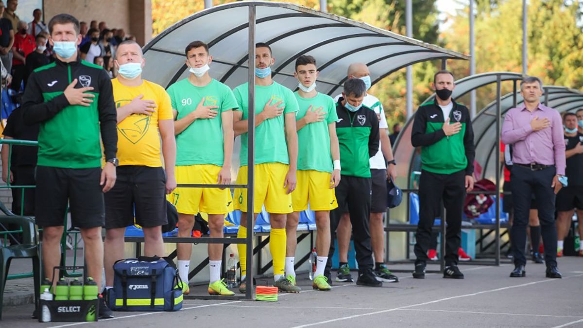 В українському клубі масовий спалах коронавірусу, в декого з гравців – третій позитивний тест В українському клубі масовий спалах коронавірусу, в декого з гравців – третій позитивний тест