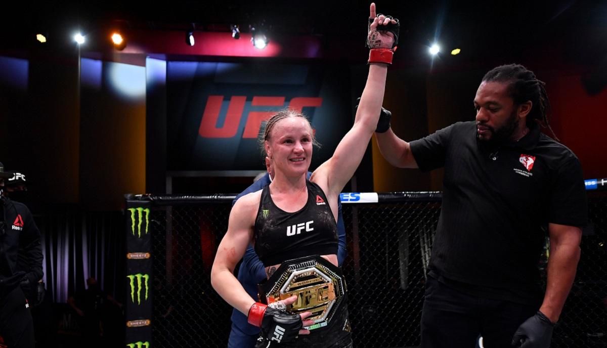 UFC 255: Шевченко полностью разгромила Майю и защитила титул чемпионки UFC  – видео