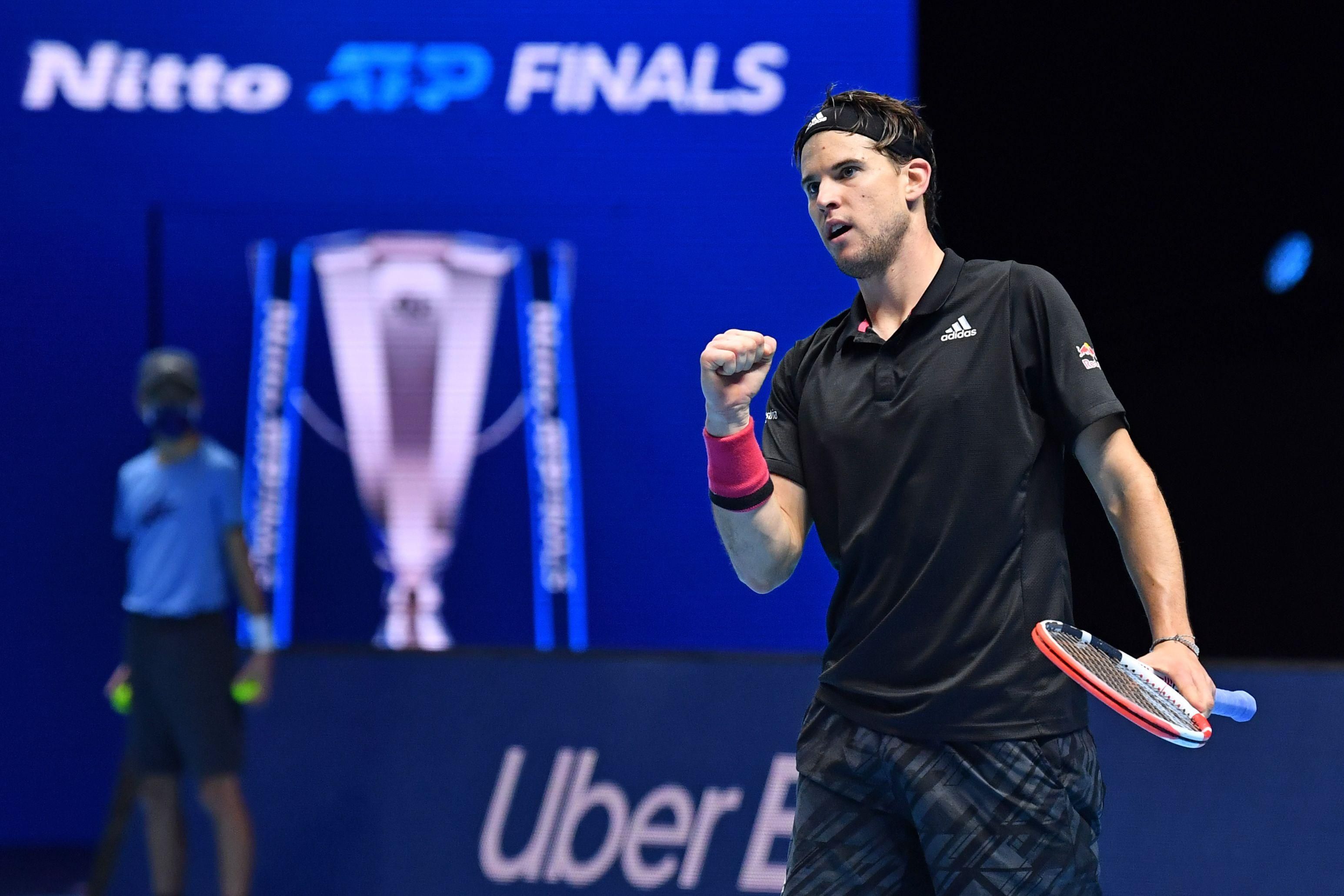 Тим обыграл Джоковича и вышел в финал Итогового турнира ATP Тим обыграл Джоковича и вышел в финал Итогового турнира ATP