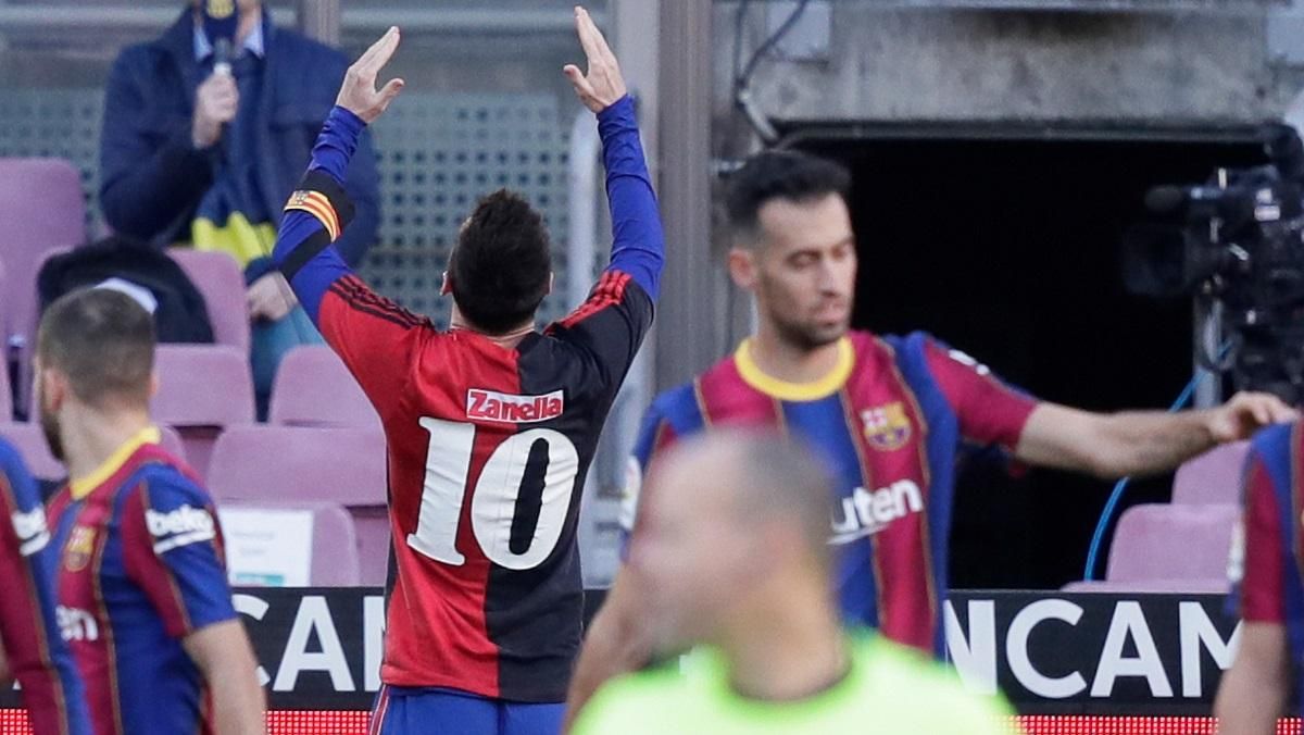 До слез: Месси посвятил красивый гол Марадоне и получил за это желтую карточку – видео До слез: Месси посвятил красивый гол Марадоне и получил за это желтую карточку – видео