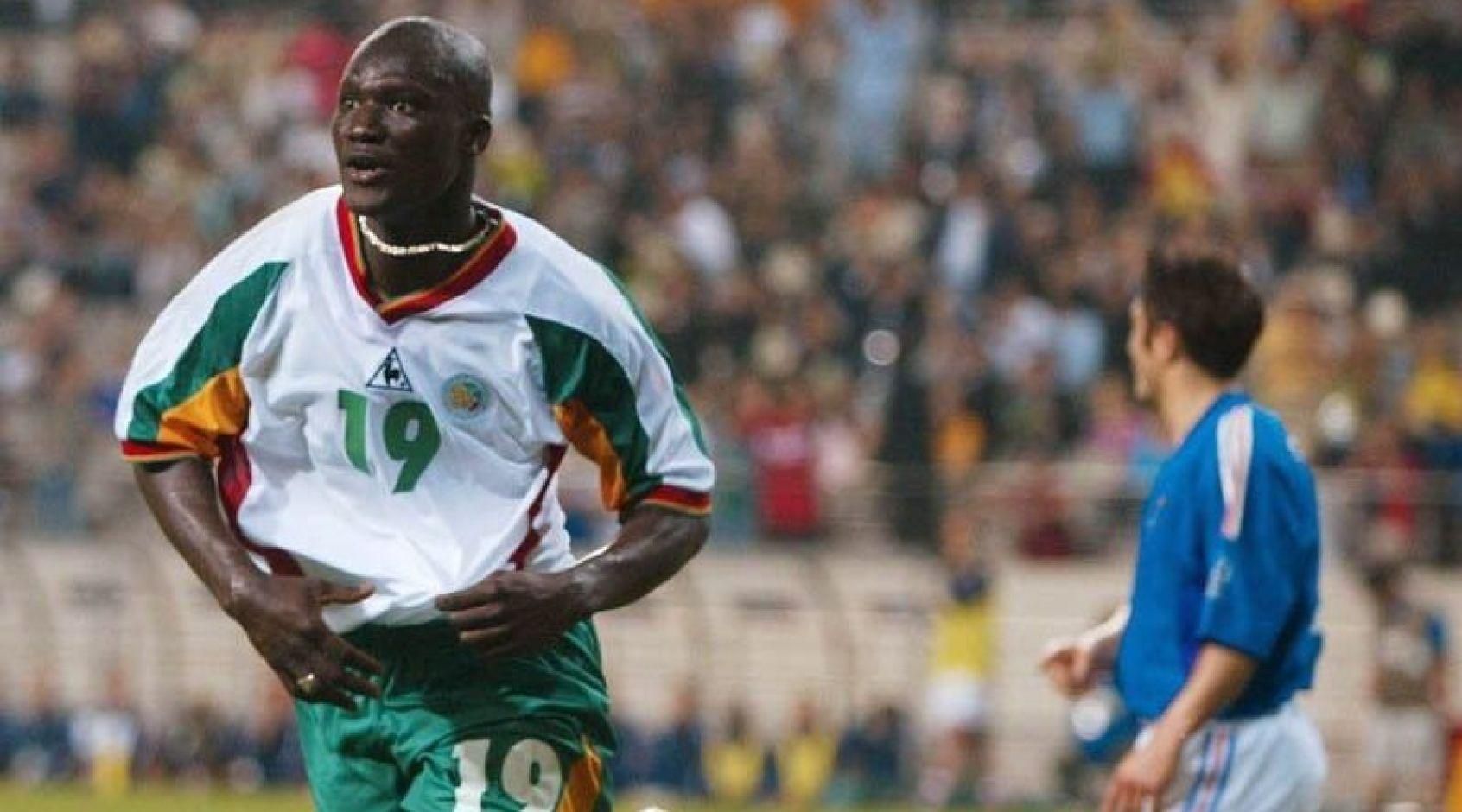 Футболіст збірної Сенегалу, який забивав Франції на ЧС, раптово помер у 42 роки