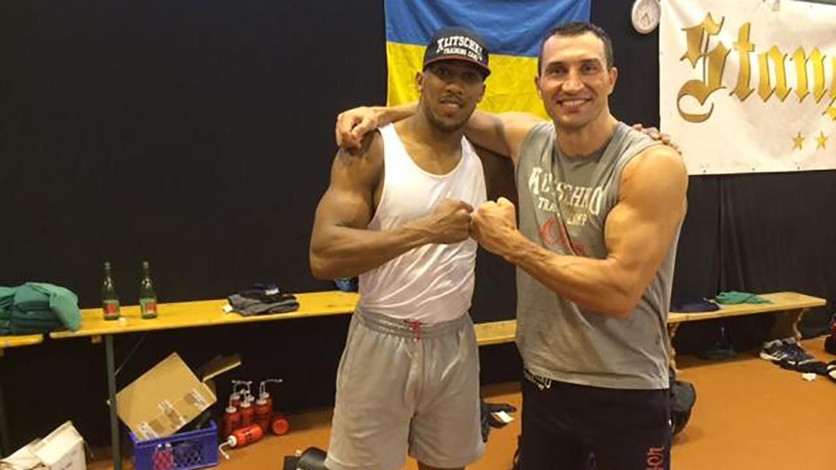 Джошуа посоветуется с Кличко, как победить Пулева Джошуа посоветуется с Кличко, как победить Пулева