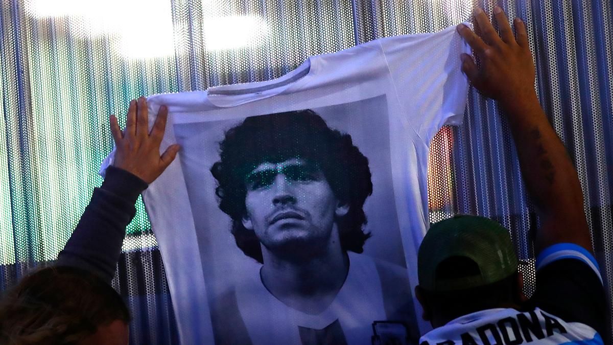 Портрет Марадоны хотят разместить на банкнотах в Аргентине