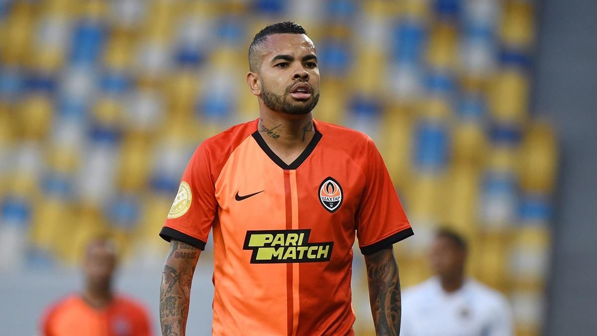 Дентиньо опроверг информацию о трансфере из Шахтера в чемпионат Японии Дентиньо опроверг информацию о трансфере из Шахтера в чемпионат Японии