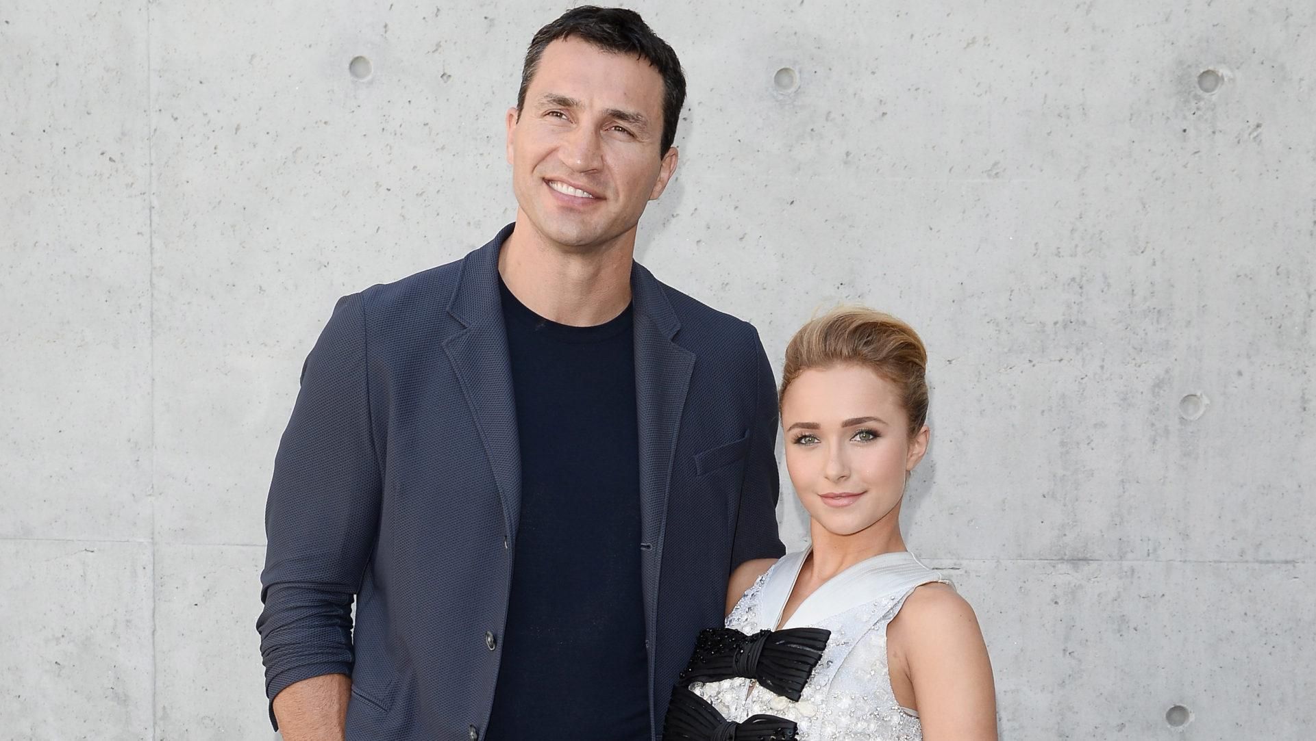 Екснаречена Кличка видалила з соцмереж фото з боксером і спільною донькою Екснаречена Кличка видалила з соцмереж фото з боксером і спільною донькою