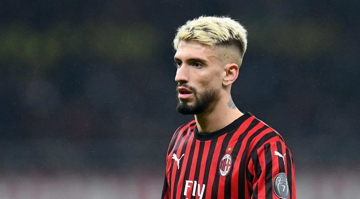 Бойова нічия: як арбітр скасував гол-шедевр Мілана після елегантної передачі Діаса – відео Бойова нічия: як арбітр скасував гол-шедевр Мілана після елегантної передачі Діаса – відео