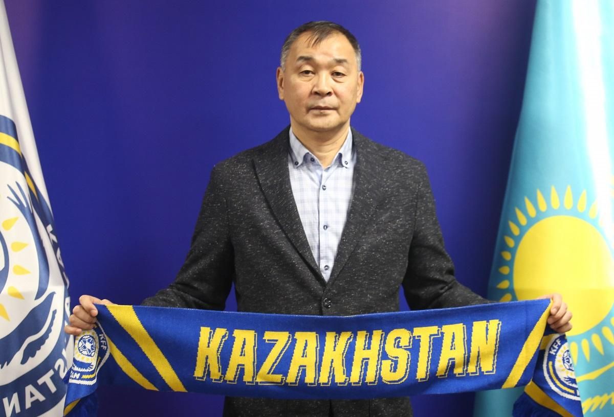 Суперник збірної України у відборі на ЧС-2022 змінив тренера