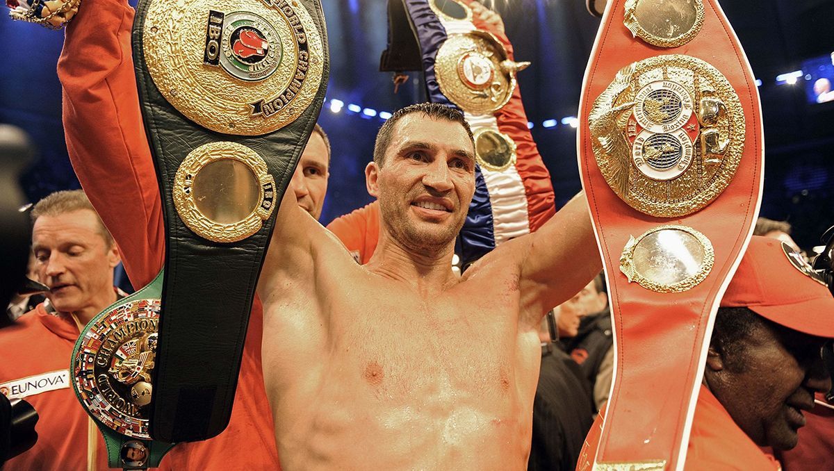 Кличко у залі боксерської слави: видатні бої українця – відео Кличко у залі боксерської слави: видатні бої українця – відео