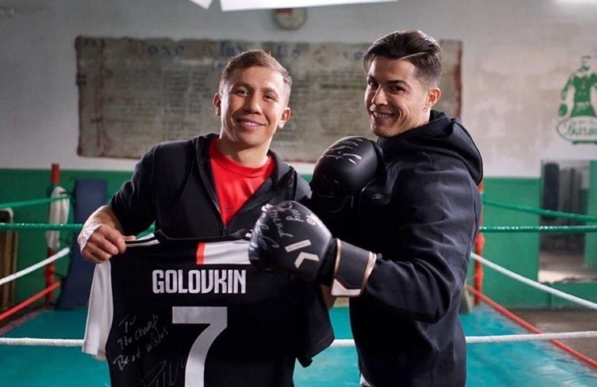 Роналду переходит в бокс? Звездный Головкин стал тренером футболиста – видео Роналду переходит в бокс? Звездный Головкин стал тренером футболиста – видео