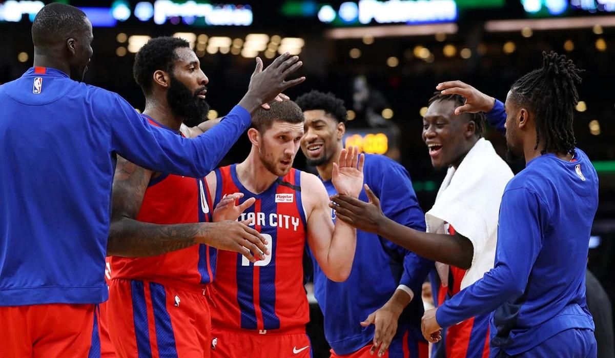 Детройт Михайлюка не сумел уйти от поражения в заключительном матче перед стартом в НБА Детройт Михайлюка не сумел уйти от поражения в заключительном матче перед стартом в НБА