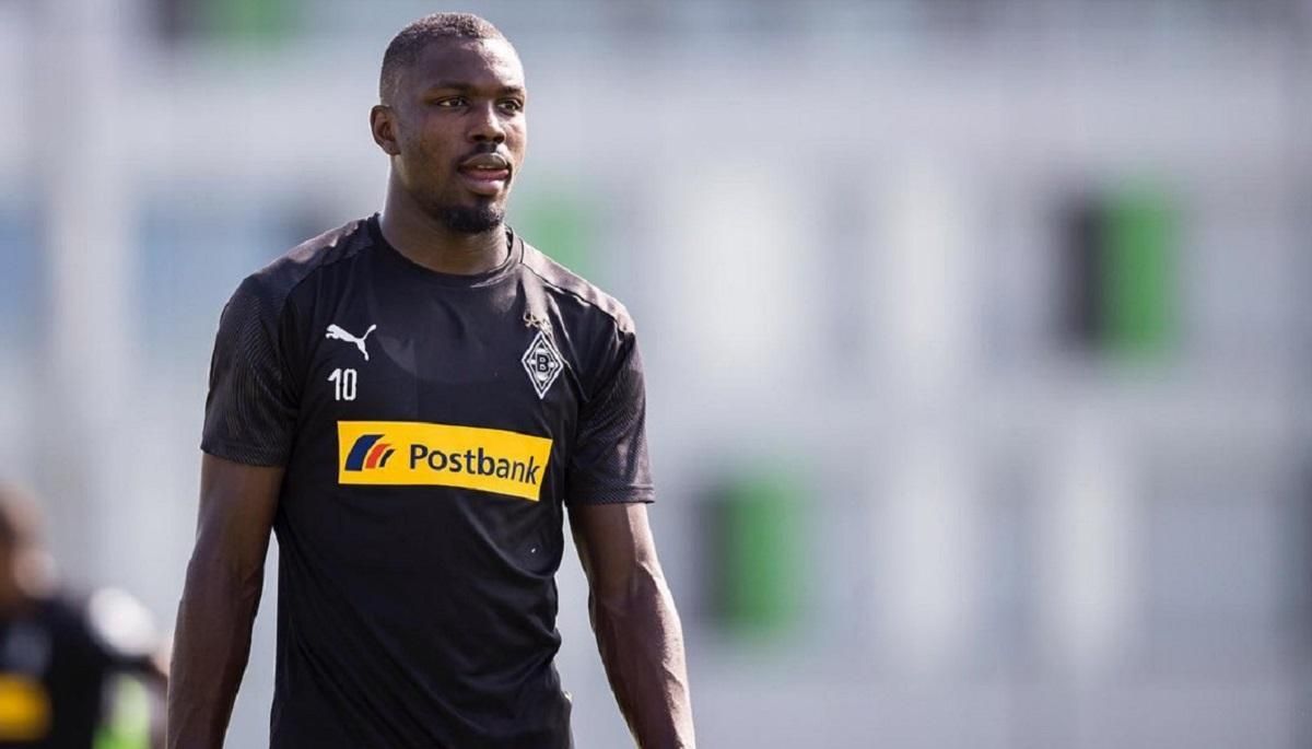 Гравець Боруссії Тюрам плюнув в обличчя супернику: термін дискваліфікації Гравець Боруссії Тюрам плюнув в обличчя супернику: термін дискваліфікації