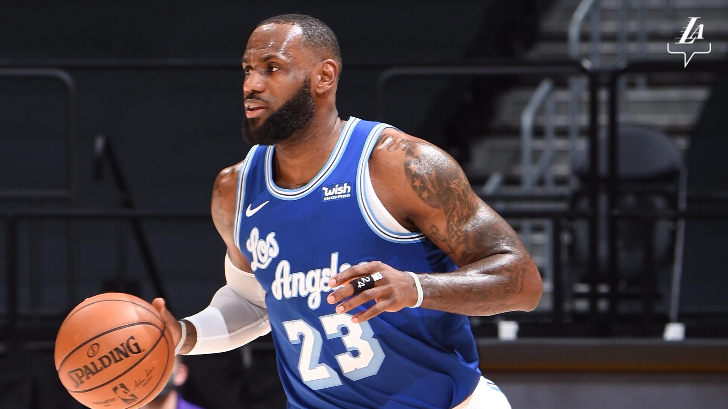 Леброн Джеймс обошел Коби Брайанта по количеству сыгранных минут в НБА Леброн Джеймс обошел Коби Брайанта по количеству сыгранных минут в НБА