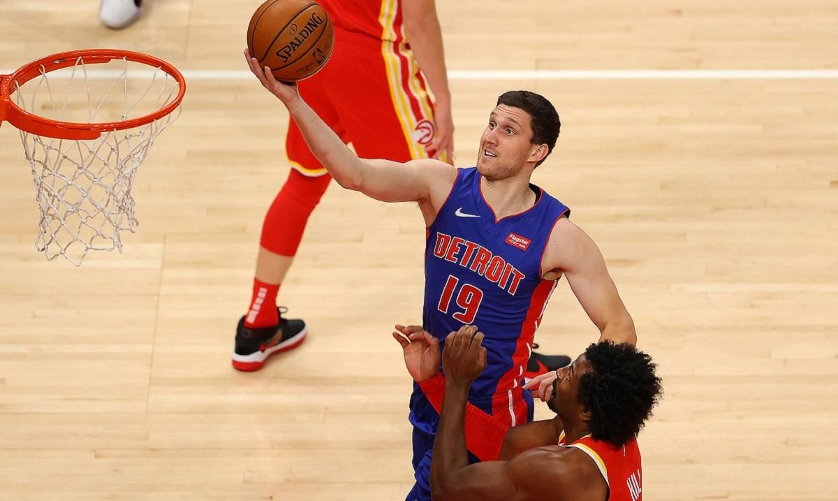 Детройт Михайлюка потерпел третье фиаско подряд на старте НБА: видео Детройт Михайлюка потерпел третье фиаско подряд на старте НБА: видео