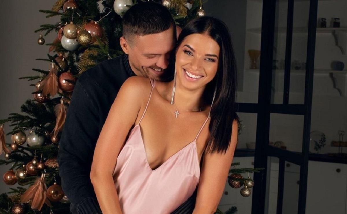 Жена Усика снялась в роскошной фотосессии Жена Усика снялась в роскошной фотосессии