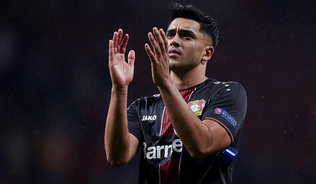 Як гравець Баєра Амірі "пошив у дурні" воротаря, забивши розкішний гол п'яткою – відео Як гравець Баєра Амірі "пошив у дурні" воротаря, забивши розкішний гол п'яткою – відео