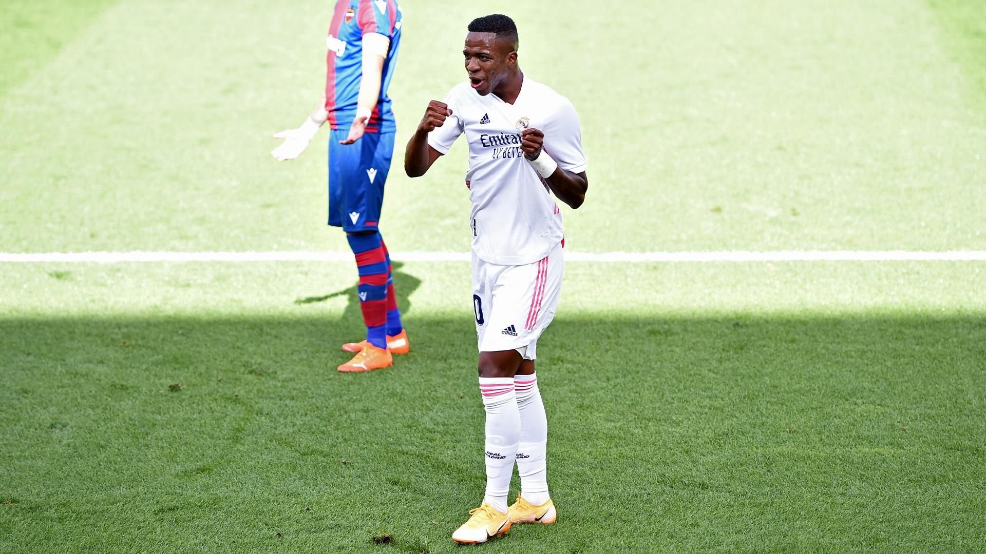 Форвард Реалу зробив антирасистське татуювання зі словами пісні Боба Марлі: фото Форвард Реалу зробив антирасистське татуювання зі словами пісні Боба Марлі: фото