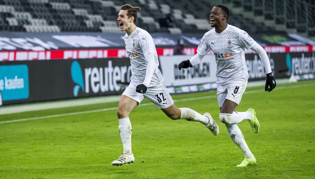 Дивовижний камбек з 0:2 дозволив Боруссії М вирвати перемогу у лідера Баварії: відео Дивовижний камбек з 0:2 дозволив Боруссії М вирвати перемогу у лідера Баварії: відео