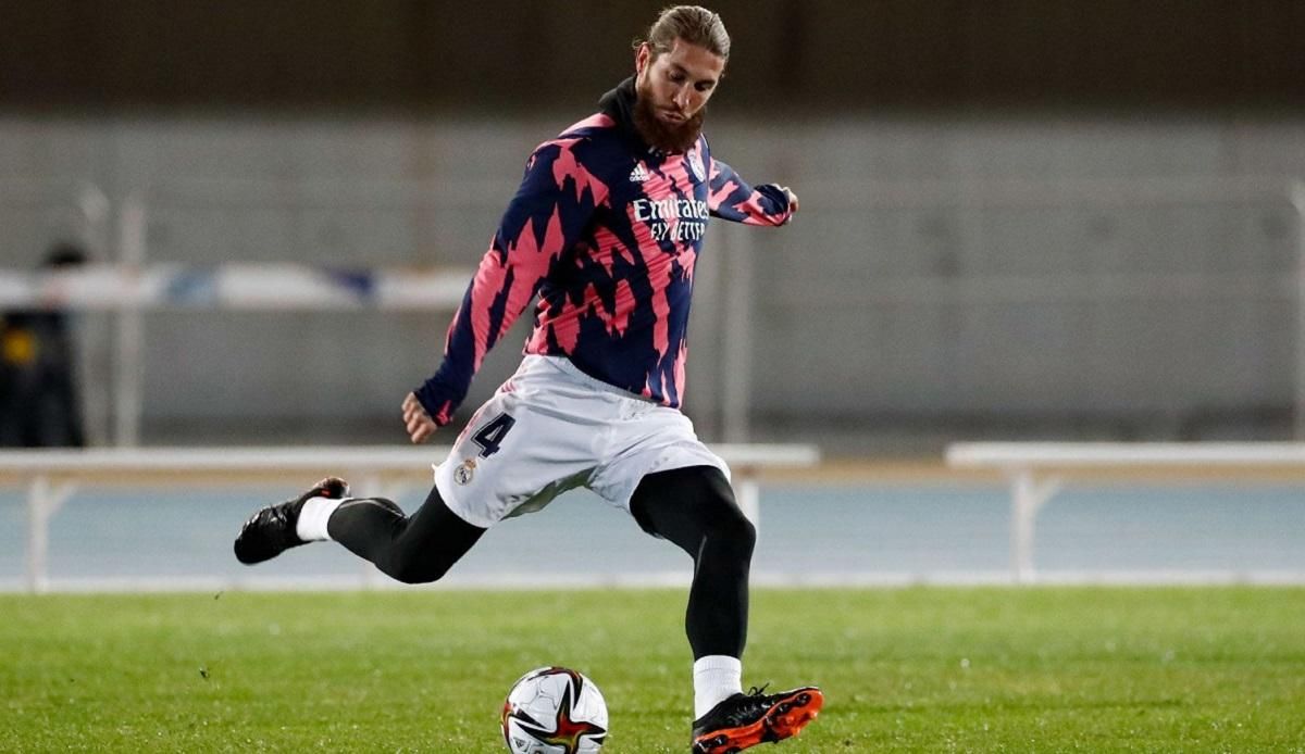 Фантастика на тренуванні Реала: як Рамос забив красивий гол у ворота Луніна – відео Фантастика на тренуванні Реала: як Рамос забив красивий гол у ворота Луніна – відео