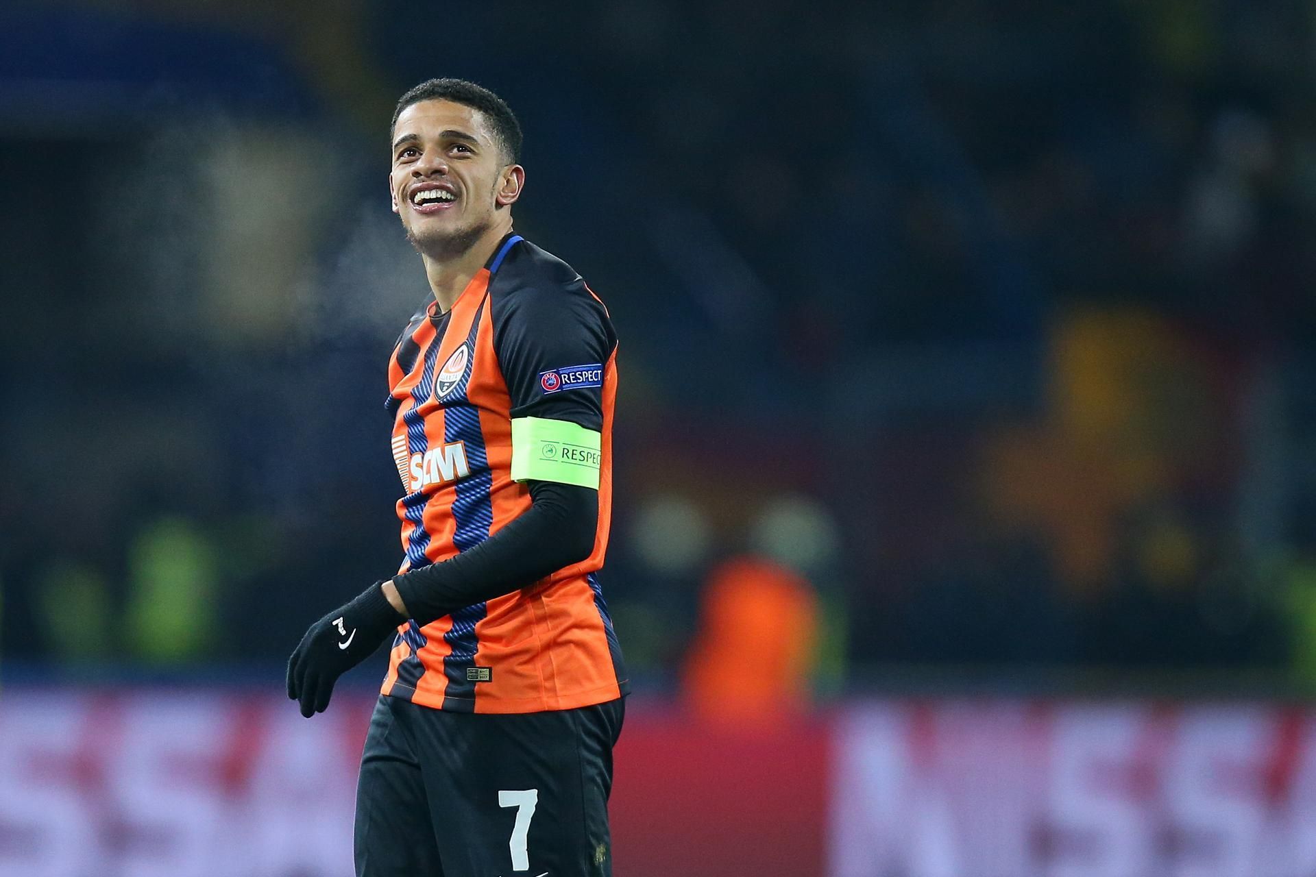 УЕФА поздравила Тайсона с днем рождения, вспомнив его легендарный гол за Металлист: видео УЕФА поздравила Тайсона с днем рождения, вспомнив его легендарный гол за Металлист: видео