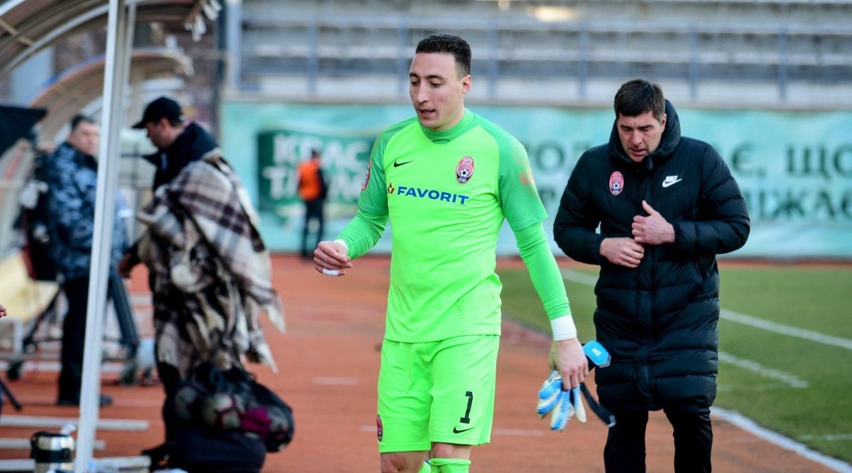 Заря неожиданно разорвала сделку с ведущим голкипером Заря неожиданно разорвала сделку с ведущим голкипером