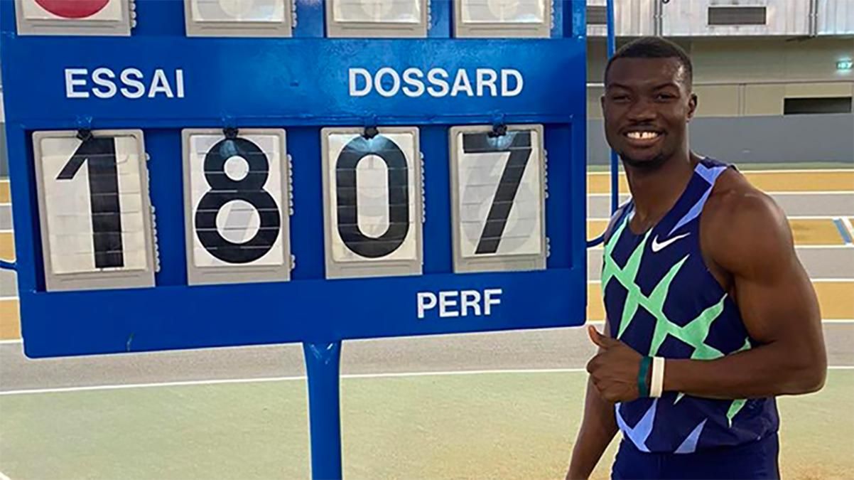 Юг Фабрис Занг побил мировой рекорд в тройном прыжке: видео Юг Фабрис Занг побил мировой рекорд в тройном прыжке: видео