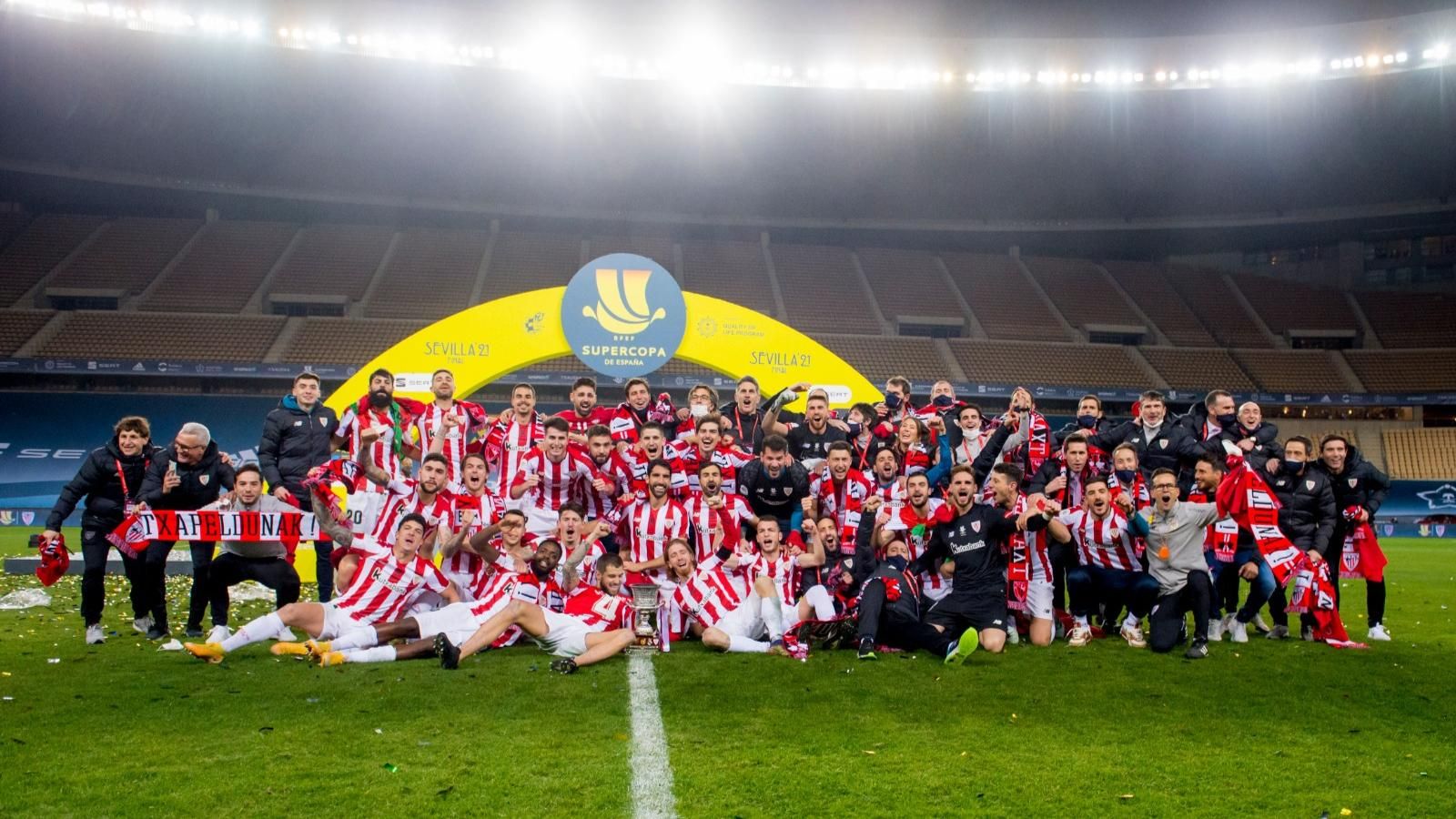 Атлетік обіграв Барселону та виграв Суперкубок Іспанії, Мессі отримав червону картку: відео Атлетік обіграв Барселону та виграв Суперкубок Іспанії, Мессі отримав червону картку: відео