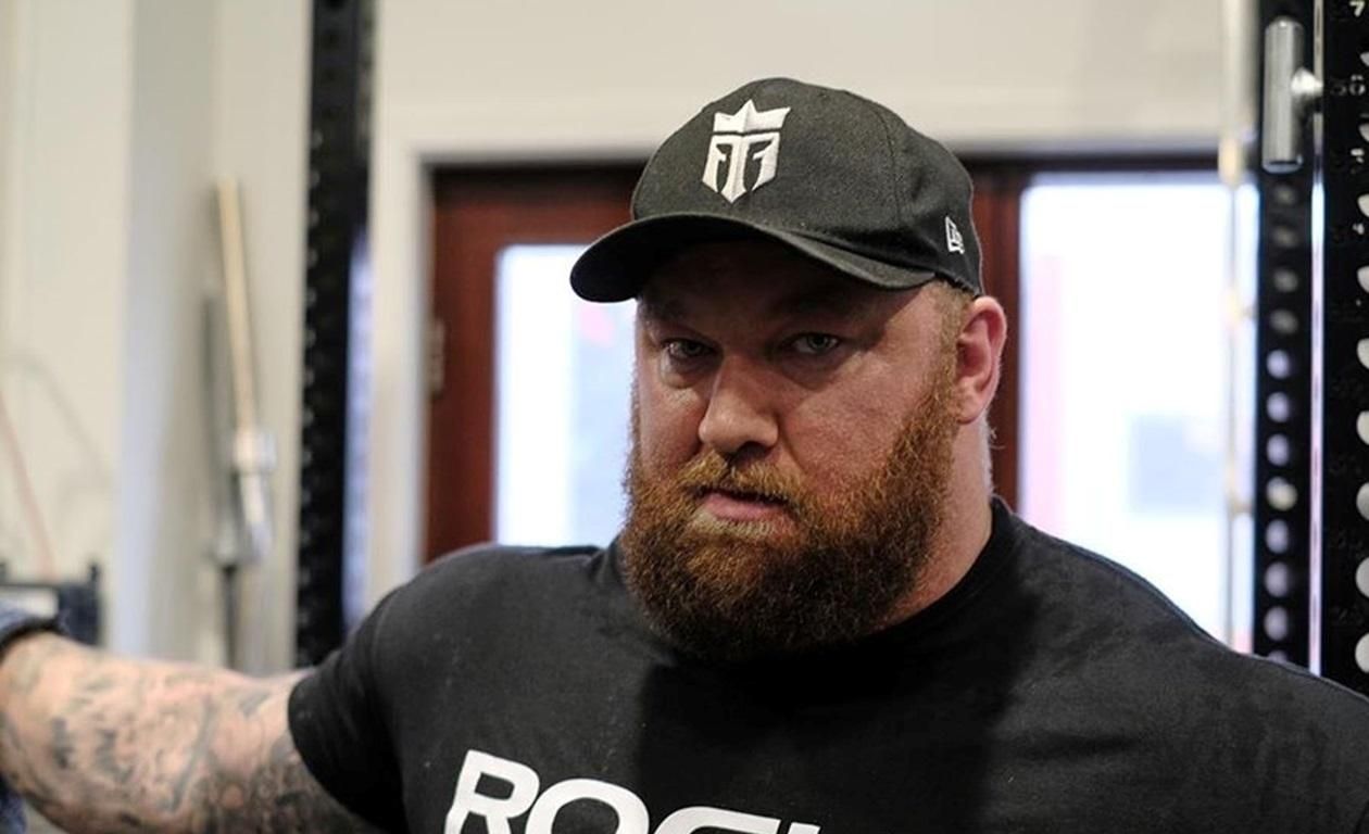 Гора из "Игры престолов" дебютировал в боксе против 60-килограммового соперника: видео Гора из "Игры престолов" дебютировал в боксе против 60-килограммового соперника: видео