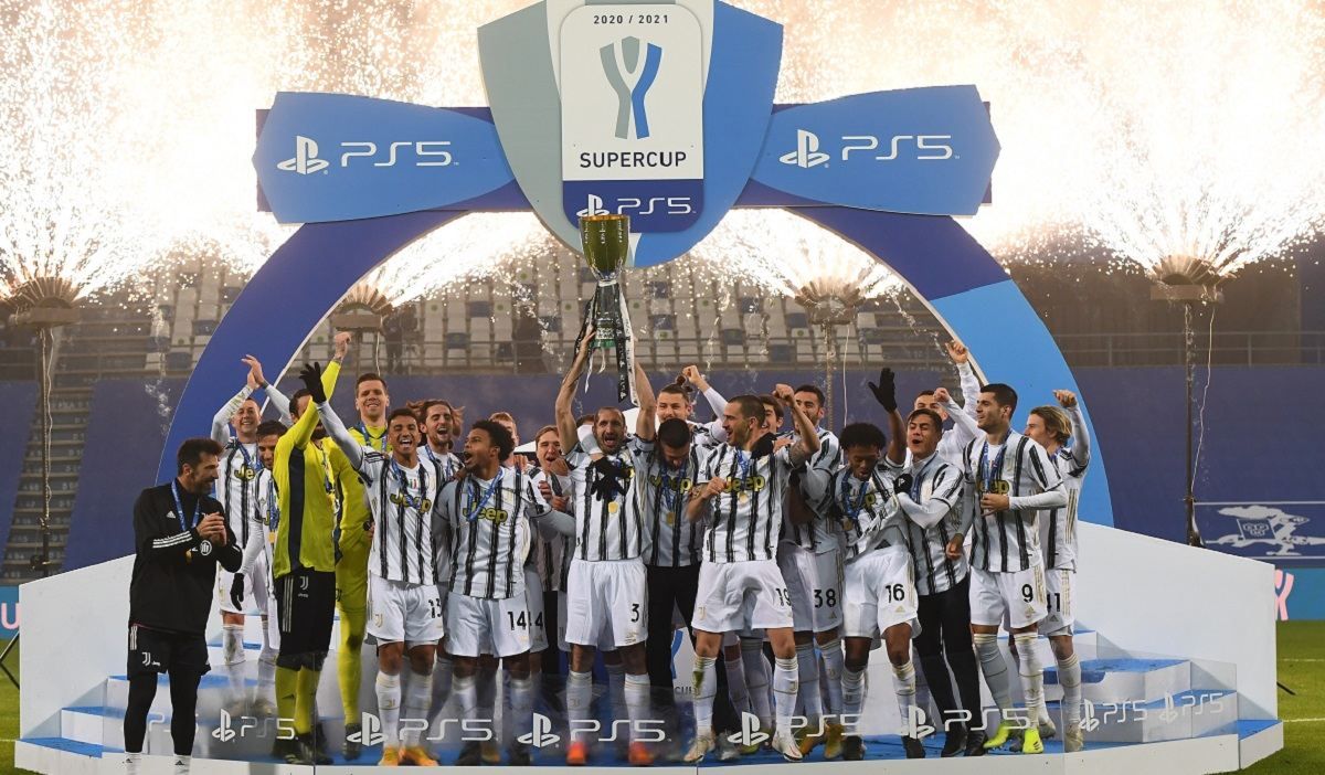 Ювентус уверенно переиграл Наполи в финале Суперкубка Италии: видео Ювентус уверенно переиграл Наполи в финале Суперкубка Италии: видео
