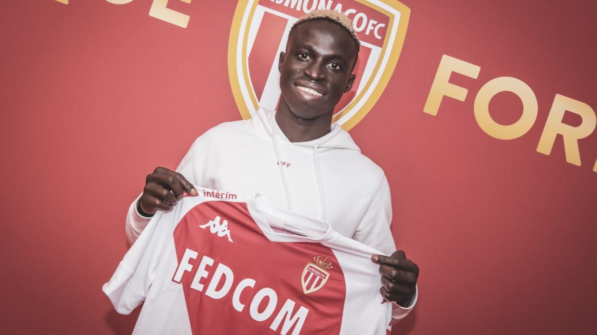 Брюгге продал своего лучшего нападающего перед матчами против Динамо в Лиге Европы Брюгге продал своего лучшего нападающего перед матчами против Динамо в Лиге Европы