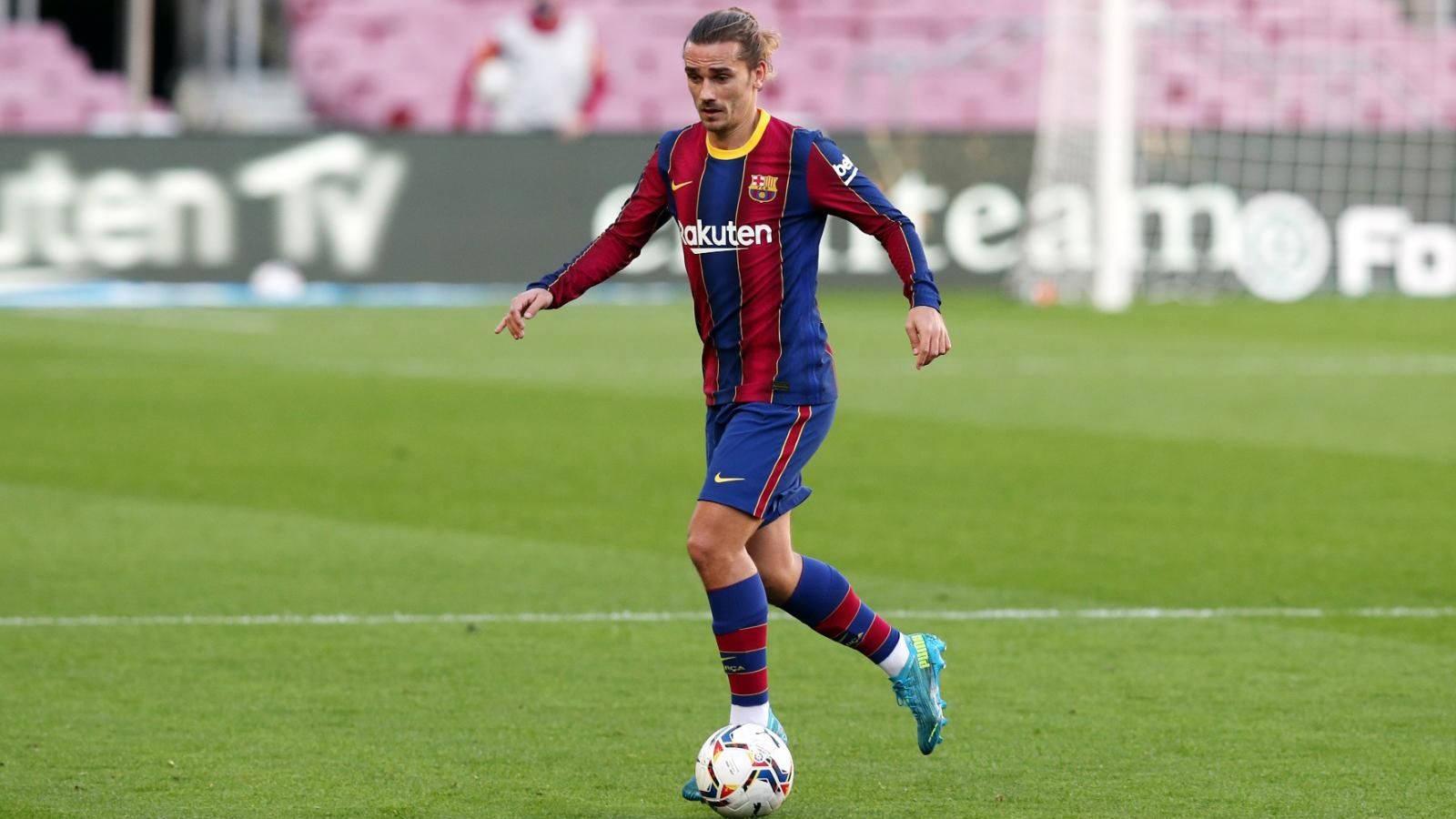 Футболист сборной Франции Гризманн поддержал 15-летнего украинца, жестоко избитого в Париже Футболист сборной Франции Гризманн поддержал 15-летнего украинца, жестоко избитого в Париже