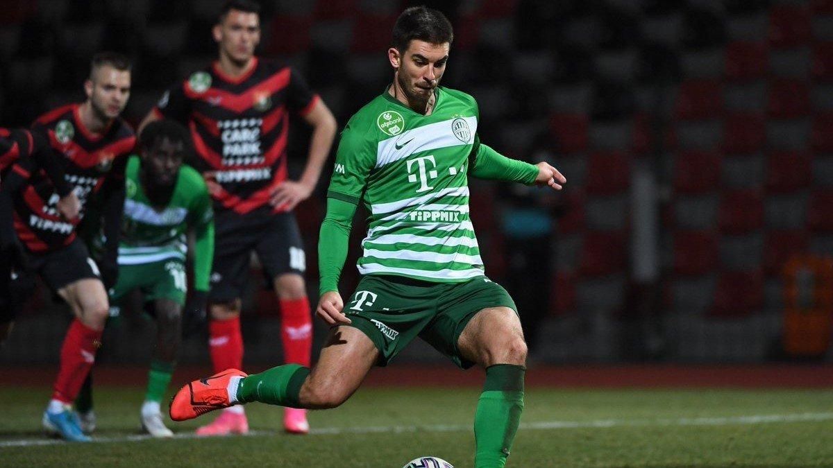 Как Харатин проиграл дуэль голкиперу: видео пенальти Ференцвароша Как Харатин проиграл дуэль голкиперу: видео пенальти Ференцвароша