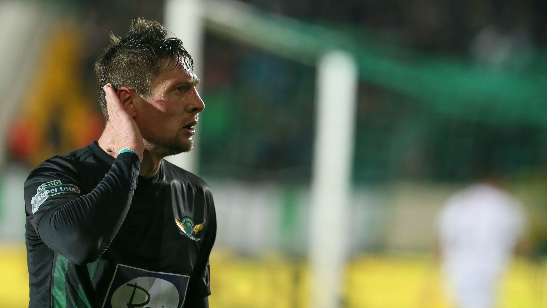 Команда УПЛ, футбольна пенсія чи російське дно: де продовжить кар'єру Євген Селезньов Команда УПЛ, футбольна пенсія чи російське дно: де продовжить кар'єру Євген Селезньов