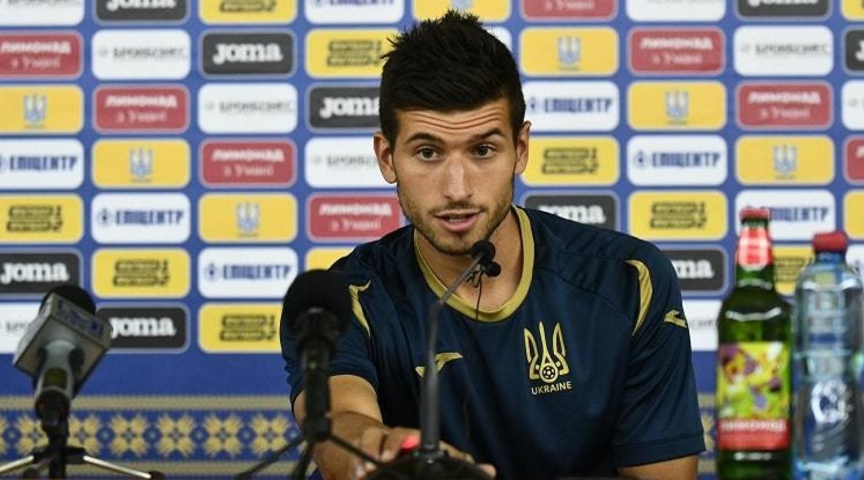 Футболист сборной Украины Евгений Чеберко перешел в Осиек Футболист сборной Украины Евгений Чеберко перешел в Осиек