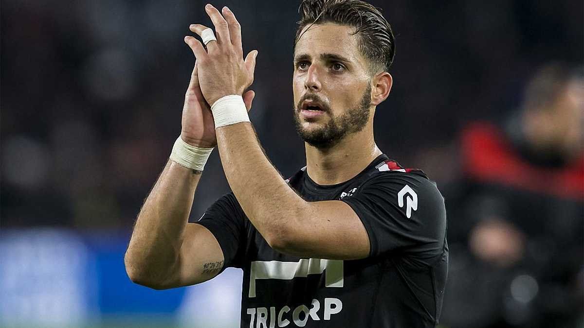 Футболист Динамо забил гол и принес команде победу в чемпионате Испании: видео Футболист Динамо забил гол и принес команде победу в чемпионате Испании: видео