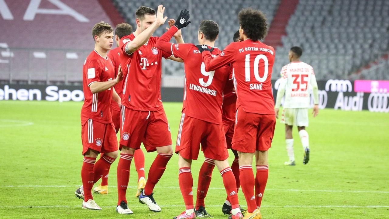 Бавария благодаря дублю Левандовского вышла в финал клубного чемпионата мира: видео