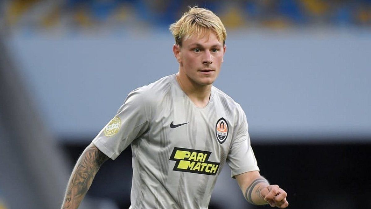 Игрок Шахтера Вакула в состоянии алкогольного опьянения попал в ДТП Игрок Шахтера Вакула в состоянии алкогольного опьянения попал в ДТП