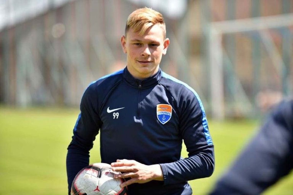 Это не наш игрок: в Мариуполе прокомментировали "пьяное" ДТП с участием футболиста Шахтера Это не наш игрок: в Мариуполе прокомментировали "пьяное" ДТП с участием футболиста Шахтера