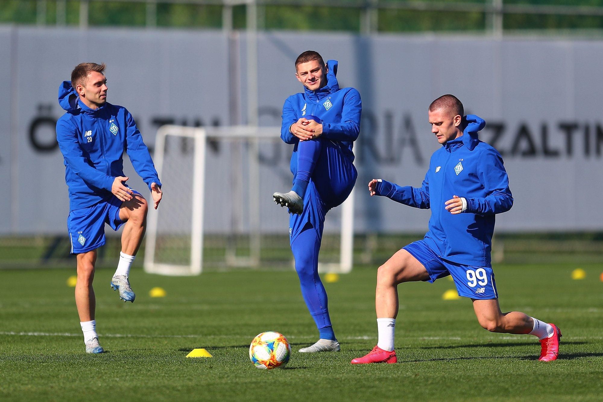 Футболисты Динамо получили значительный бонус за выход в Лигу Европы: названа сумма Футболисты Динамо получили значительный бонус за выход в Лигу Европы: названа сумма