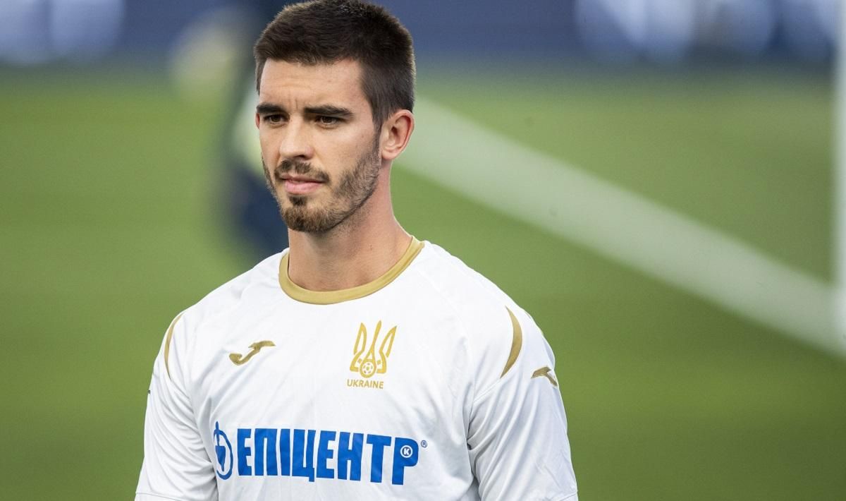 Футболіст збірної України ледь не потрапив в аварію у Будапешті Футболіст збірної України ледь не потрапив в аварію у Будапешті