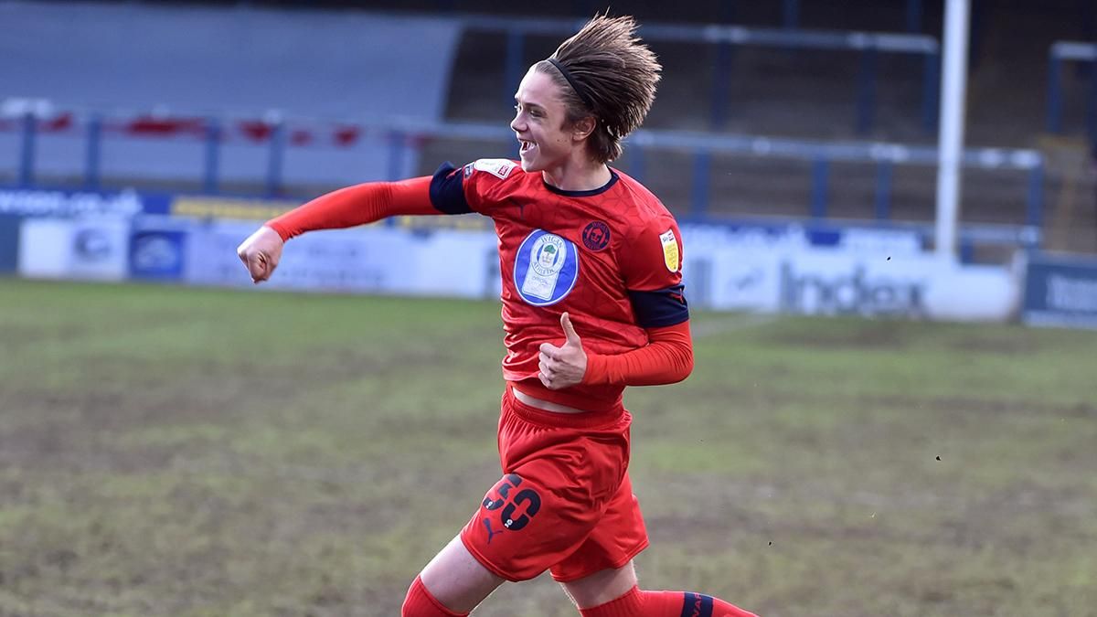 Футболіст Вігана забив гол прямим ударом з кутового: відео Футболіст Вігана забив гол прямим ударом з кутового: відео