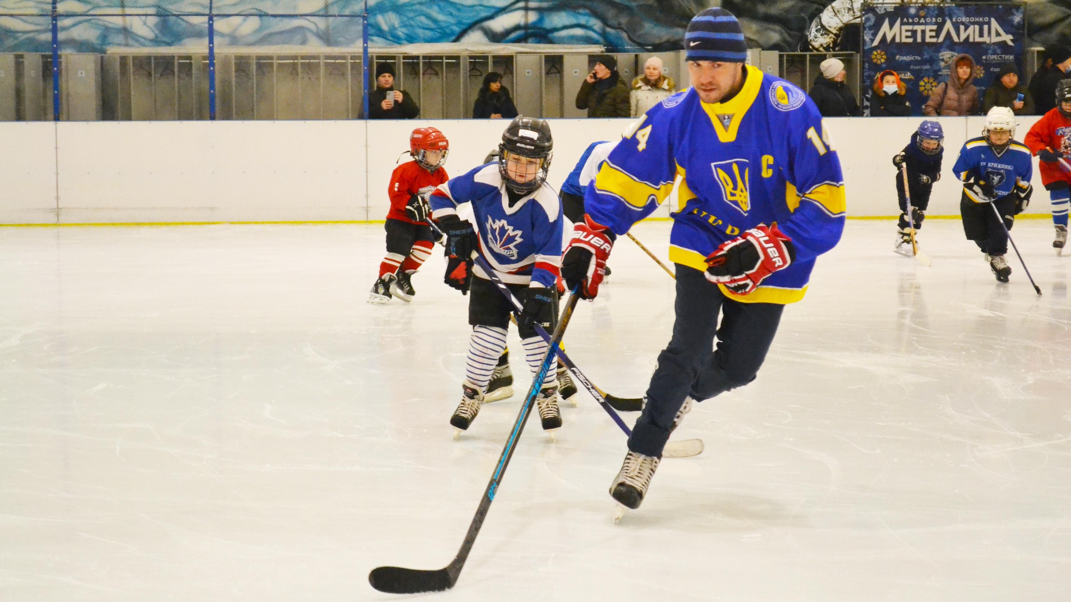 Колишня зірка НХЛ провів тренування для дітей в Запоріжжі