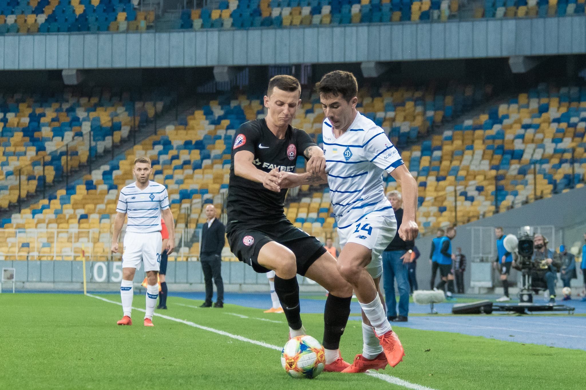 Заря – Динамо Киев – где смотреть онлайн матч 14 марта Заря – Динамо Киев – где смотреть онлайн матч 14 марта