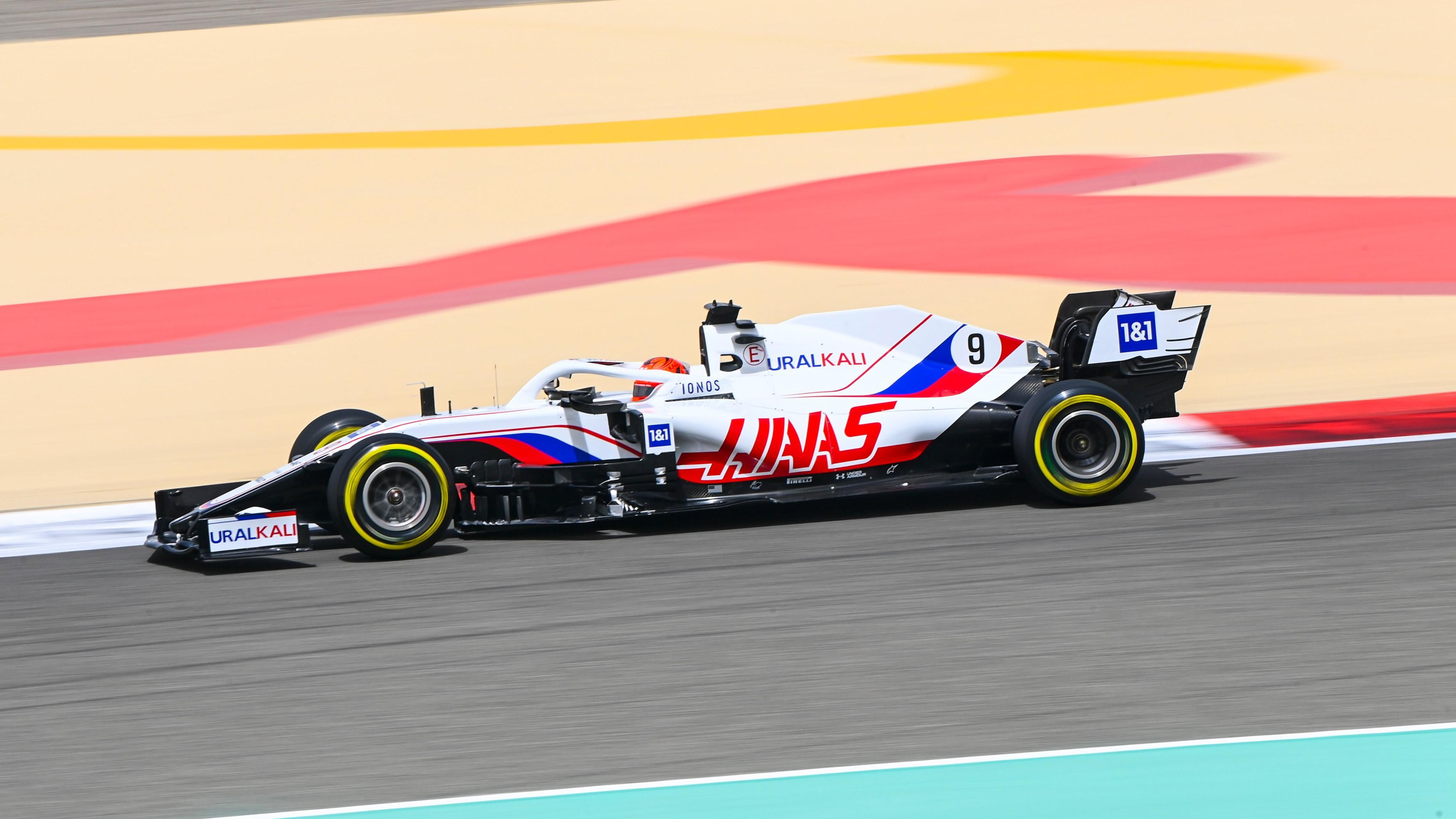 Скандал с российским флагом на болиде Формулы-1: какое решение принимали в WADA Скандал с российским флагом на болиде Формулы-1: какое решение принимали в WADA