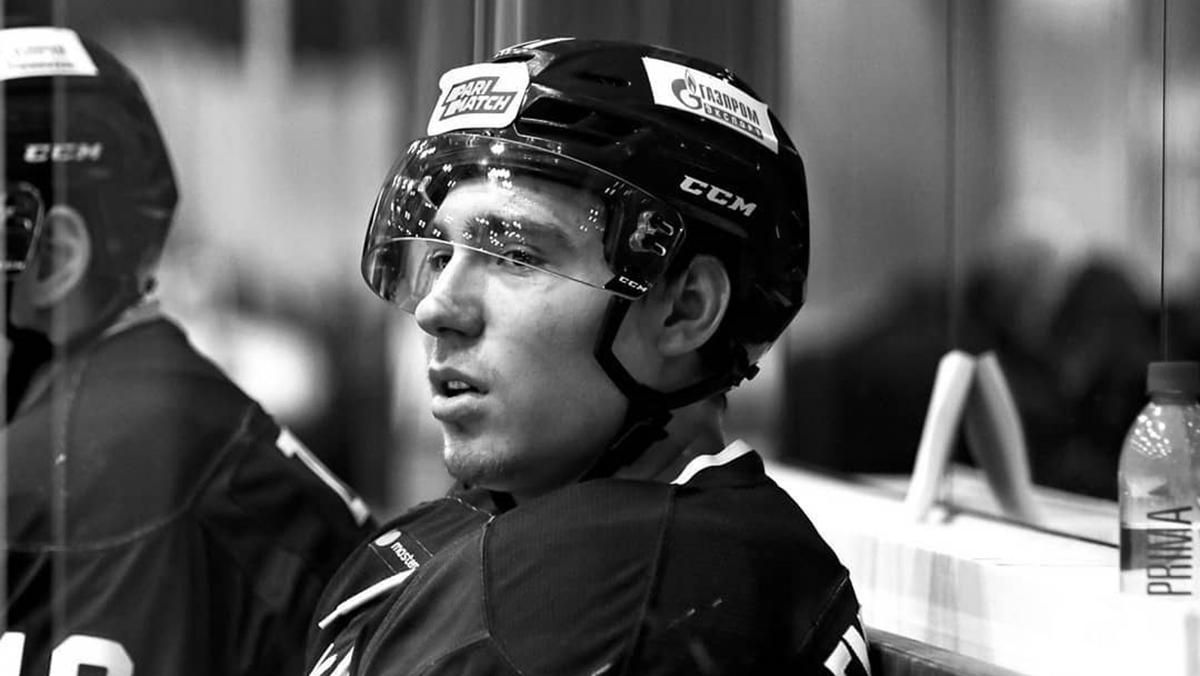 У Росії помер хокеїст Тимур Файзутднінов, якому під час гри шайба влучила в голову: відео
