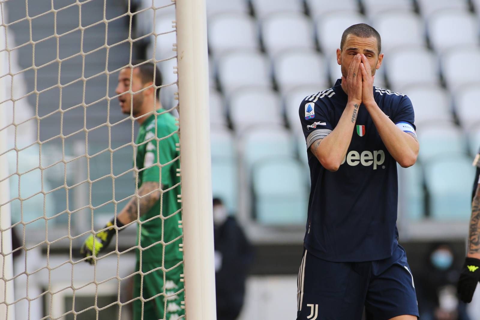 Ювентус с Роналду сенсационно проиграл Беневенто на своем поле: видео Ювентус с Роналду сенсационно проиграл Беневенто на своем поле: видео