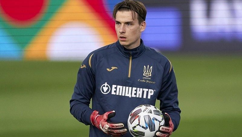 Тренер збірної України одночасно працював з 5 голкіперами – відео Тренер збірної України одночасно працював з 5 голкіперами – відео