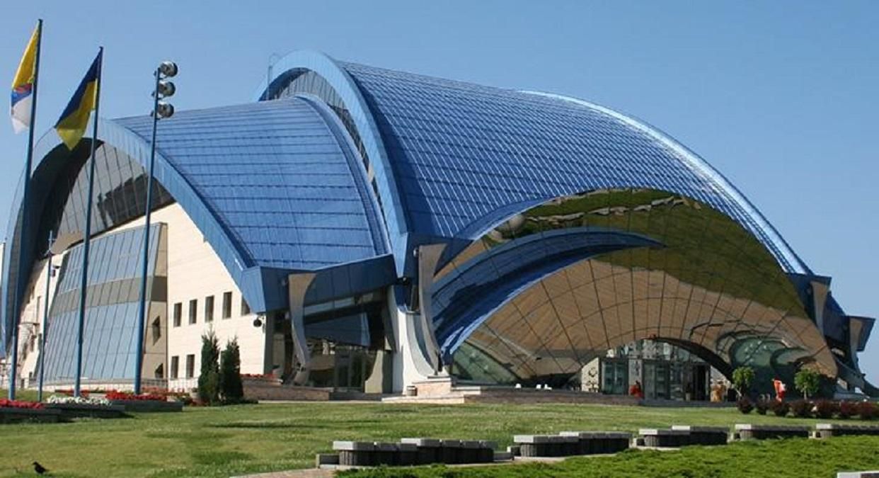 Федерація баскетболу звернулася до Зеленського через скандал навколо арени в Южному Федерація баскетболу звернулася до Зеленського через скандал навколо арени в Южному