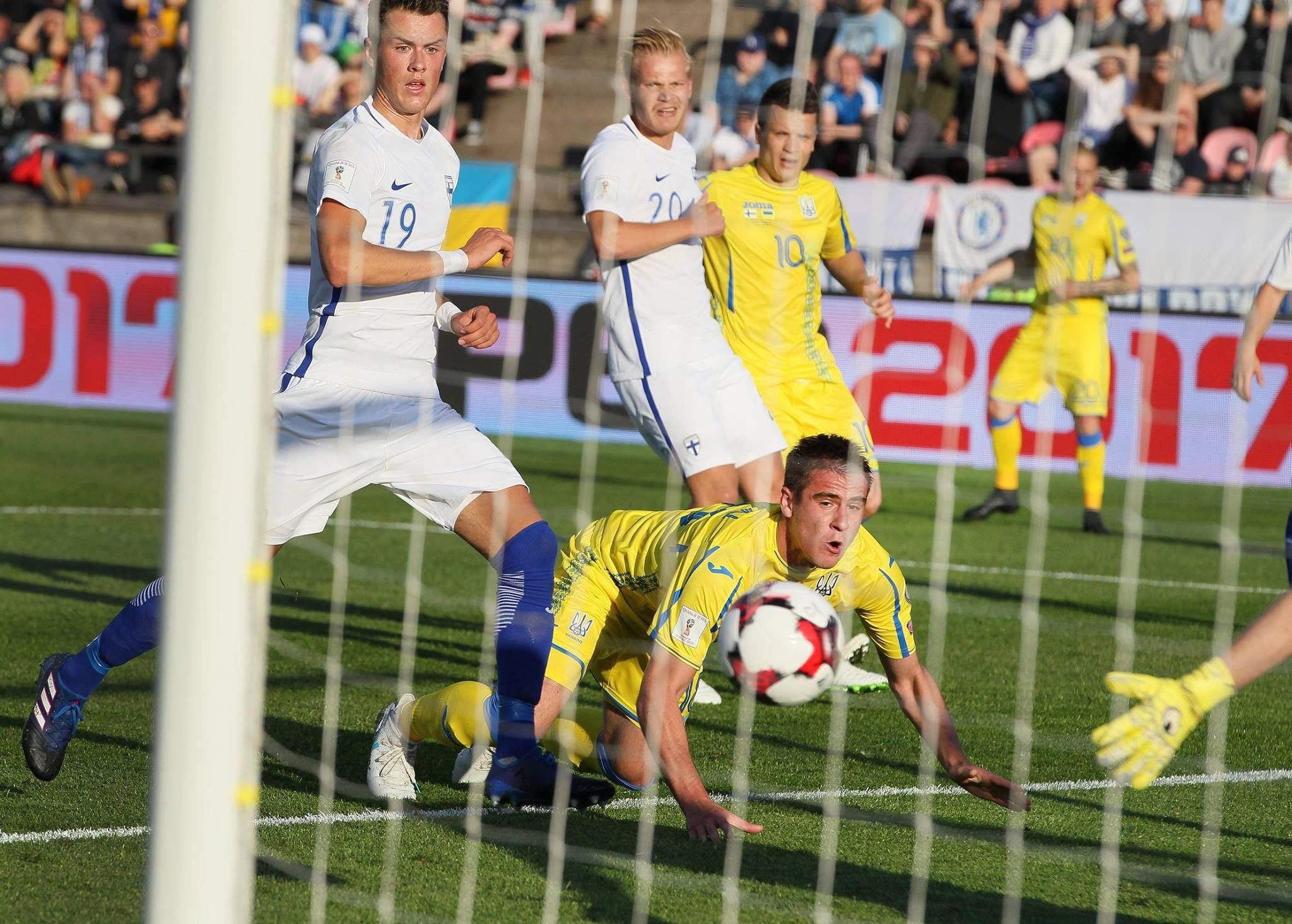 Украина – Финляндия: стартовые составы на матч отбора к ЧМ-2022